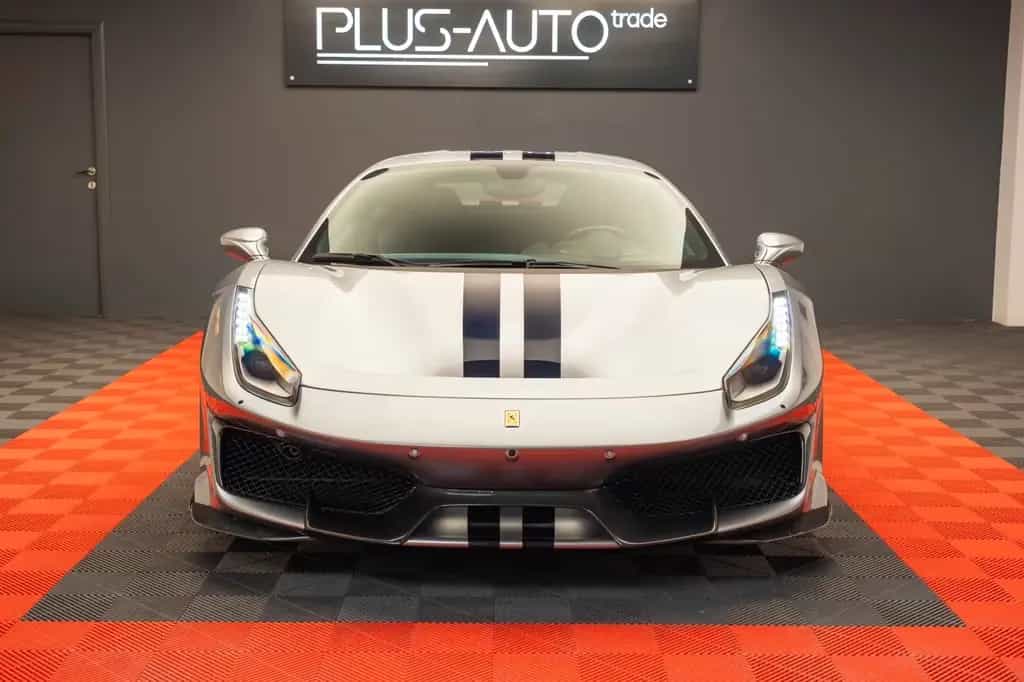Ferrari 488 Pista GTB Lift Full carbon F/R cameras JBL 03/2020-photo-1
