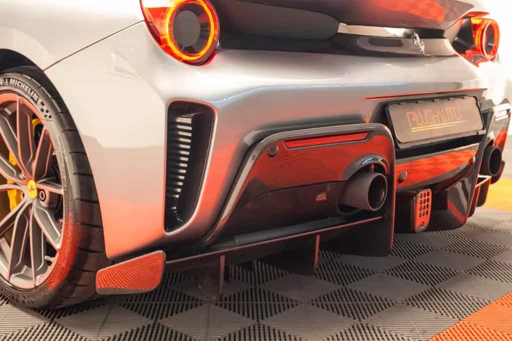 Ferrari 488 Pista GTB Lift Full carbon F/R cameras JBL 03/2020-photo-12