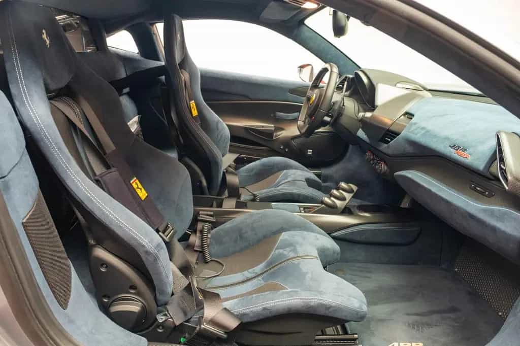 Ferrari 488 Pista GTB Lift Full carbon F/R cameras JBL 03/2020-photo-30