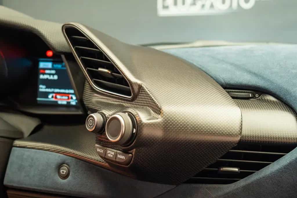 Ferrari 488 Pista GTB Lift Full carbon F/R cameras JBL 03/2020-photo-37