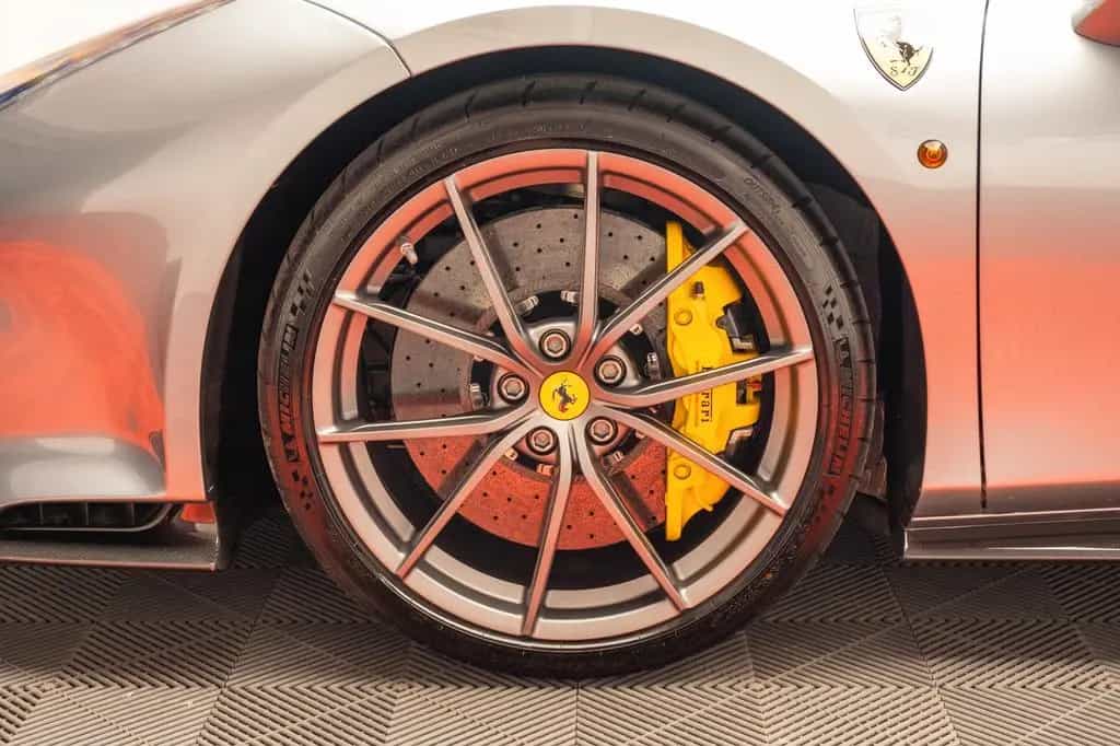 Ferrari 488 Pista GTB Lift Full carbon F/R cameras JBL 03/2020-photo-7