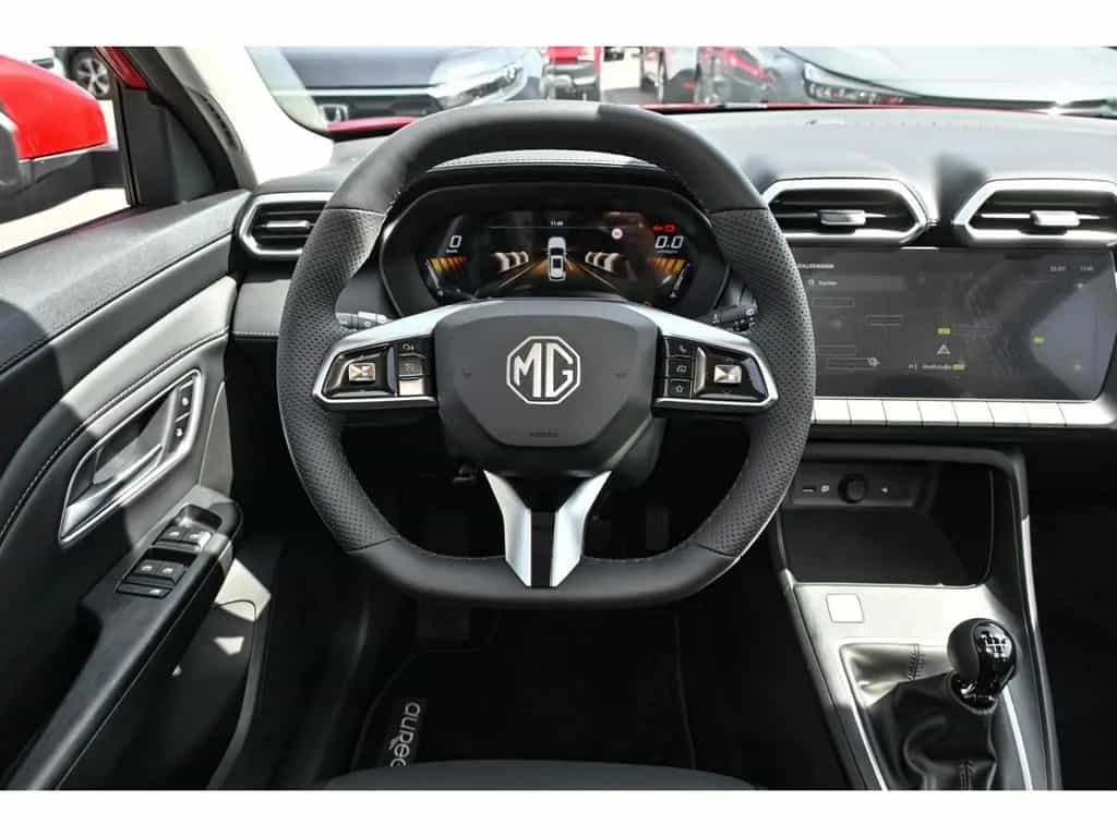 MG ZS 1.5 Comfort+ALLWETTER+Navi Digitales Cockpit 06/2025-photo-12