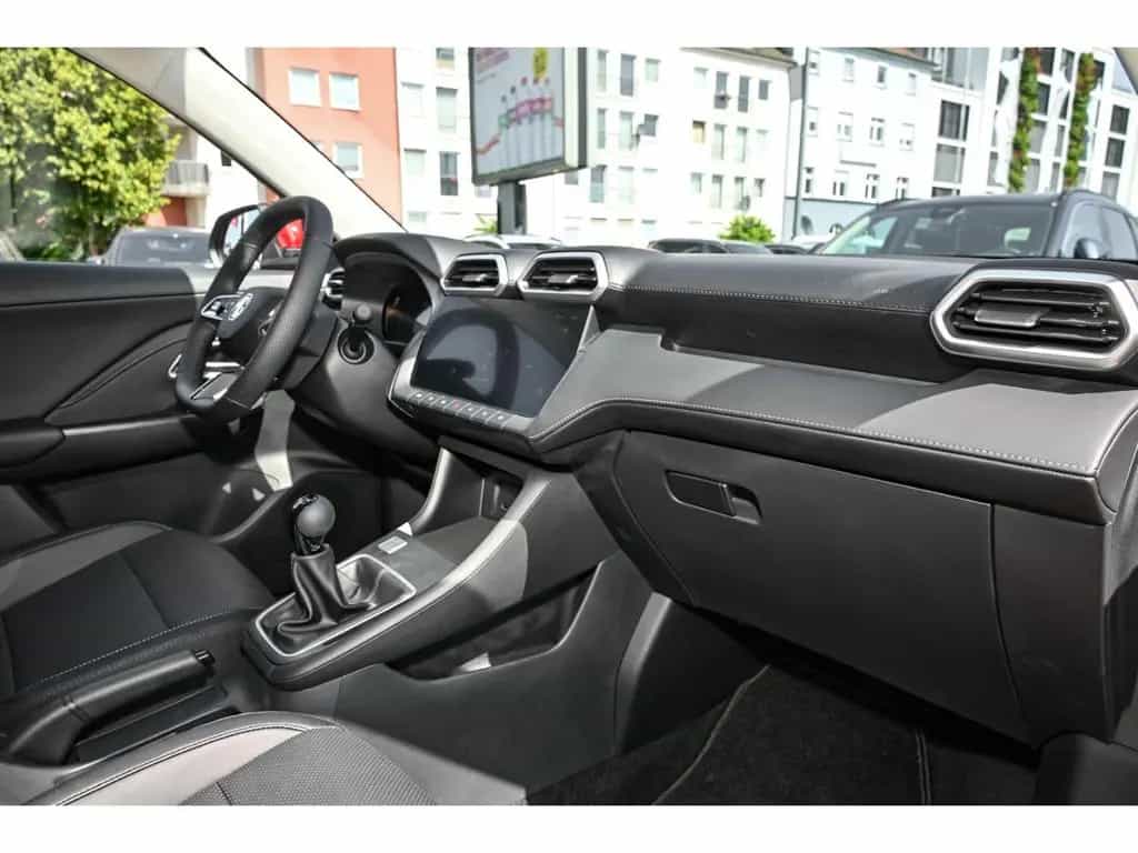 MG ZS 1.5 Comfort+ALLWETTER+Navi Digitales Cockpit 06/2025-photo-7