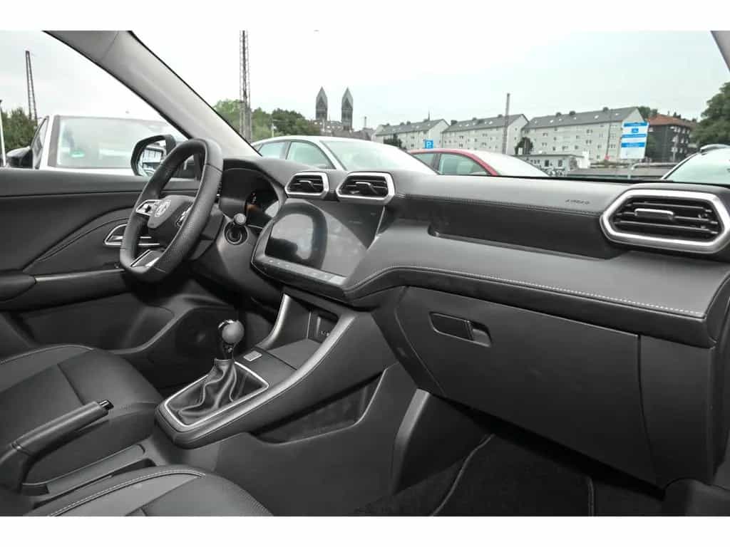 MG ZS 1.5 Comfort+ALLWETTER+Navi Digitales Cockpit 05/2025-photo-7