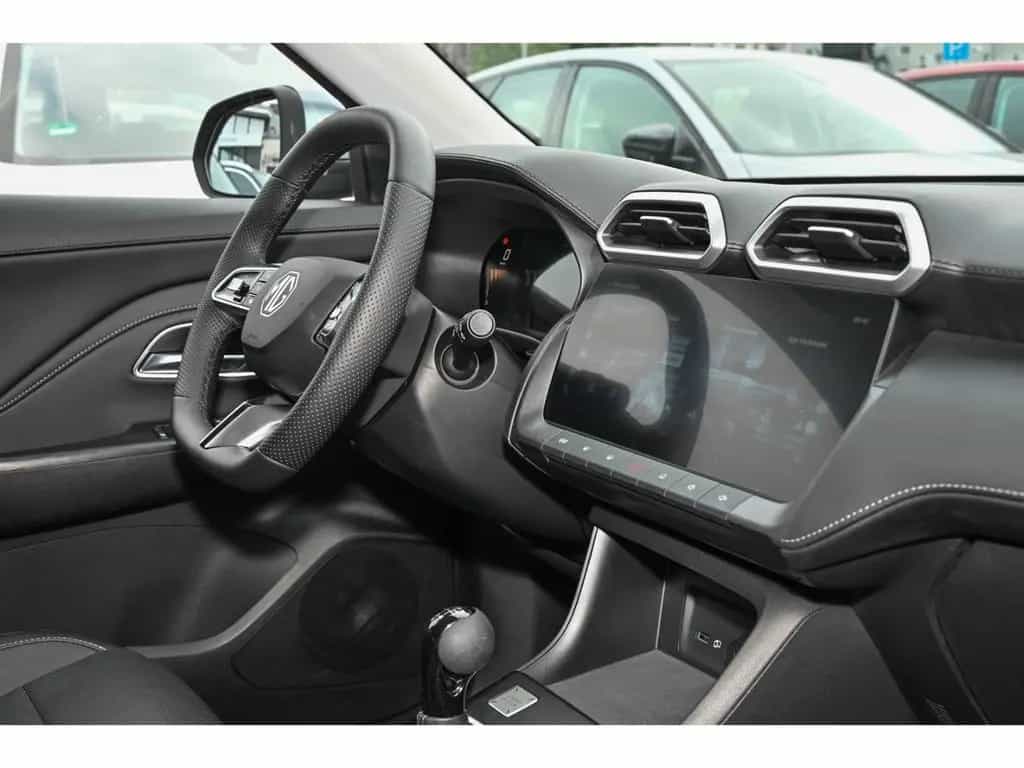 MG ZS 1.5 Comfort+ALLWETTER+Navi Digitales Cockpit 05/2025-photo-8