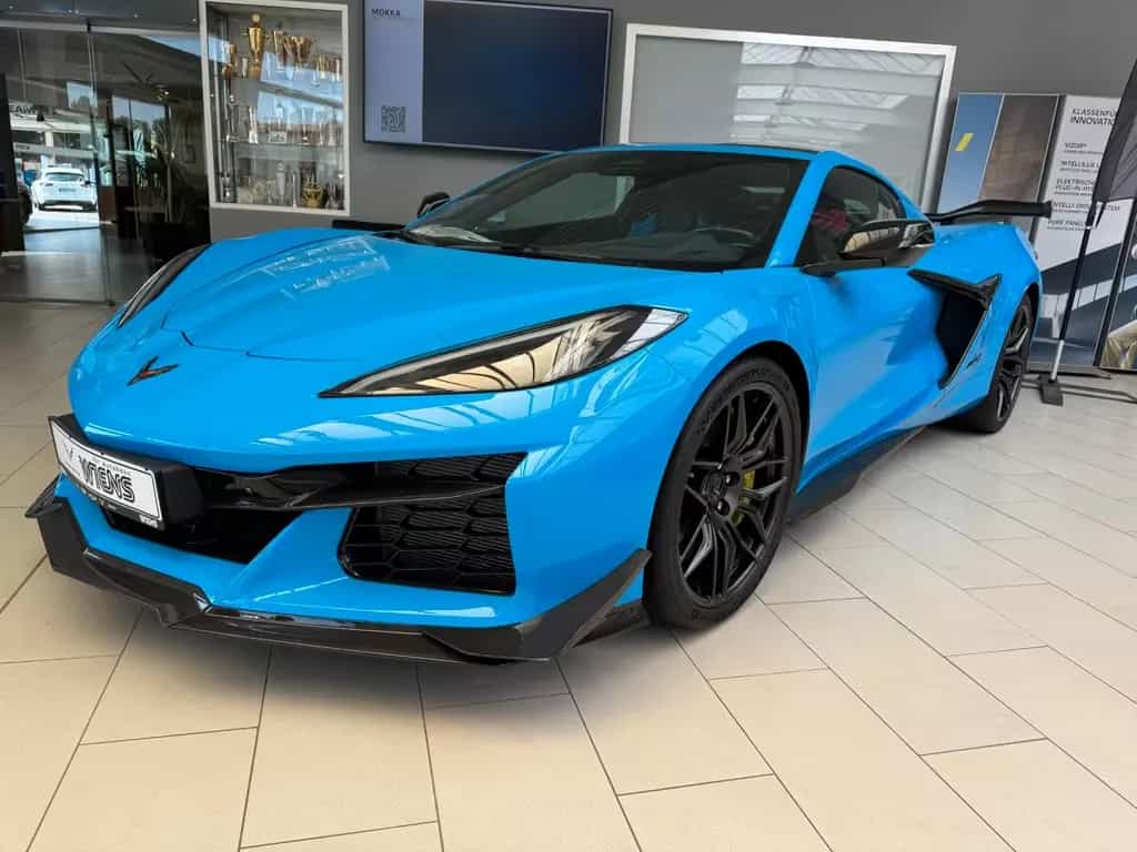 Corvette Z06 Coupe 3LZ  MY2024 *RAPID BLUE*KARBON* Z07* null-photo-2