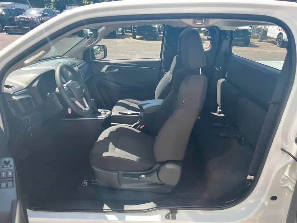 Isuzu D-Max Space Cab LS AT neues Modell +SOFORT+ null-photo-20