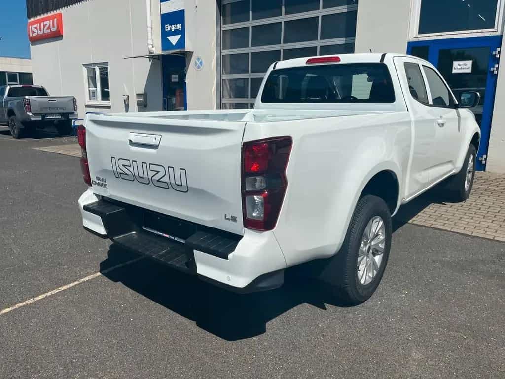 Isuzu D-Max Space Cab LS AT neues Modell +SOFORT+ null-photo-7
