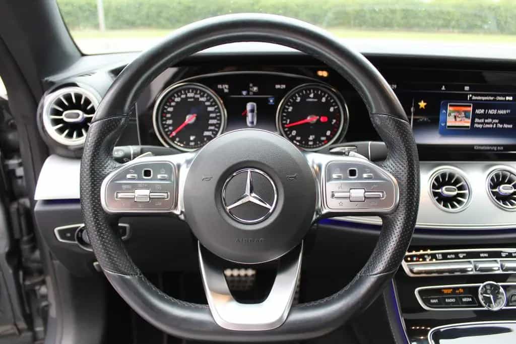 Mercedes-Benz E-Class 200 Coupe AMG Line (PANORAMADACH-SCHIEBEDACH) 03/2019-photo-11