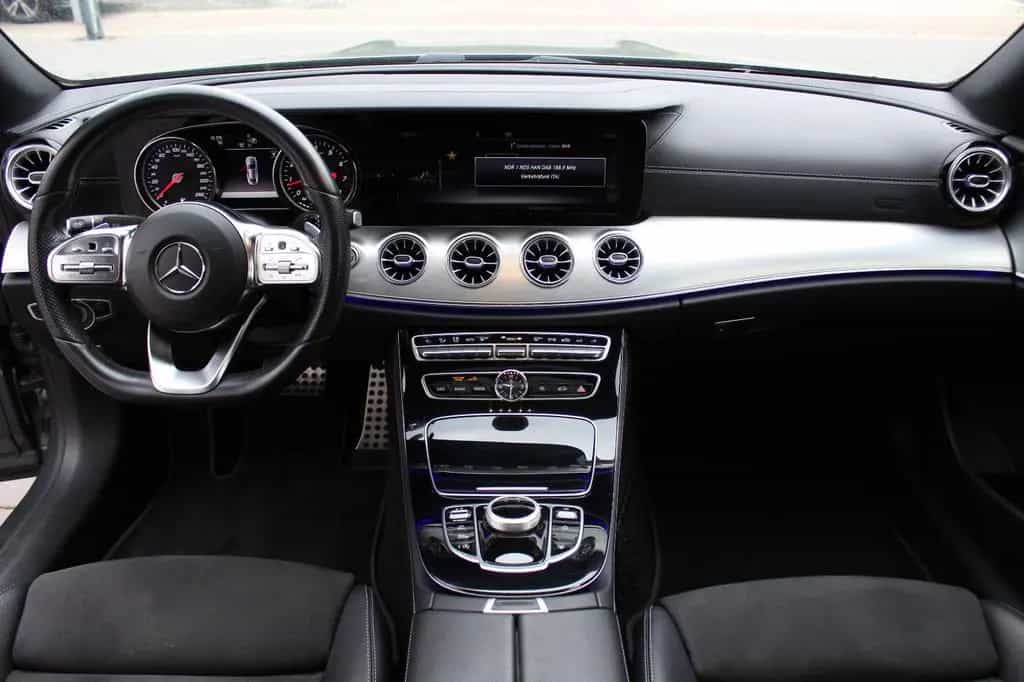 Mercedes-Benz E-Class 200 Coupe AMG Line (PANORAMADACH-SCHIEBEDACH) 03/2019-photo-12