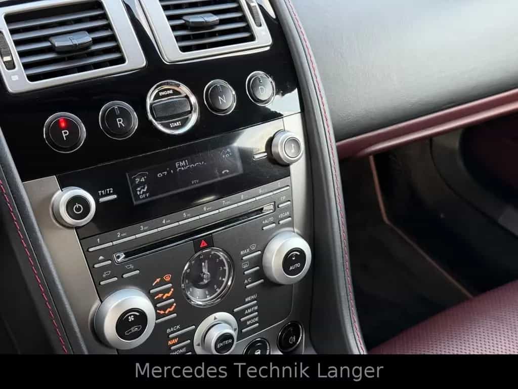 Aston Martin Rapide 6.0 V12 Touchtronic Luxury 07/2011-photo-9