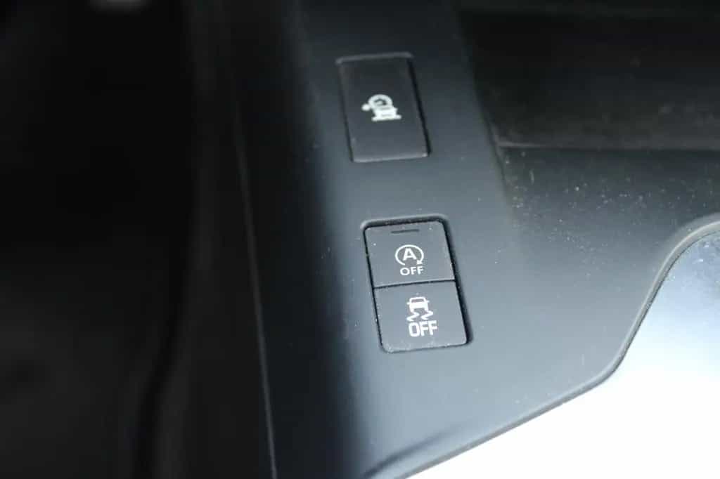 Jaguar E-Pace S AWD NAVI*AHK*HEAD-UP*LED*KAMERA*MERDIAN 06/2019-photo-19
