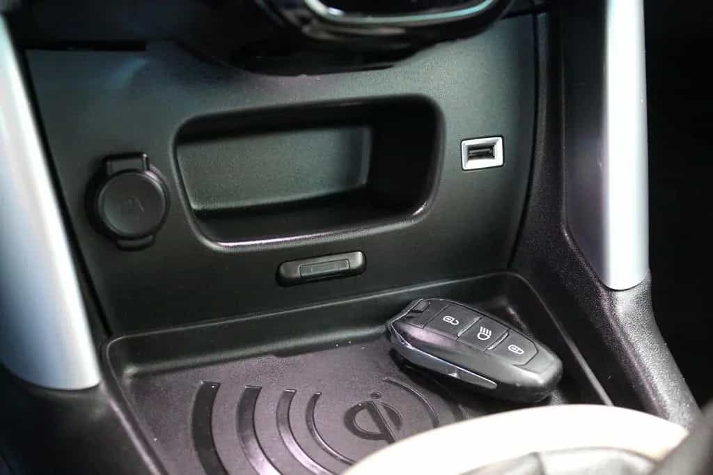 Citroën C3 Aircross PureTech 110 *HEAD-UP*NAVI*LED*PDC* 05/2020-photo-24