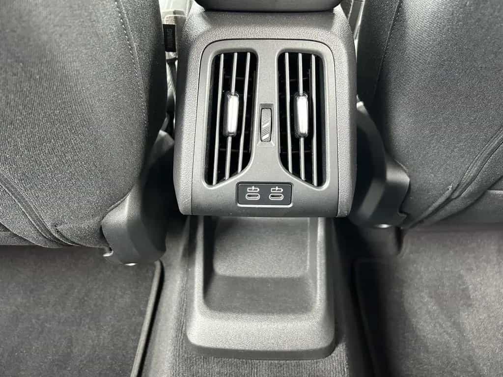 BMW 220 Active Tourer 220i Active Tourer DAB LED RFK Parkassistent 05/2023-photo-25