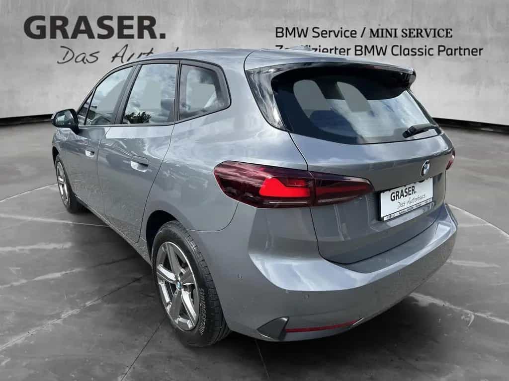 BMW 220 Active Tourer 220i Active Tourer DAB LED RFK Parkassistent 05/2023-photo-3