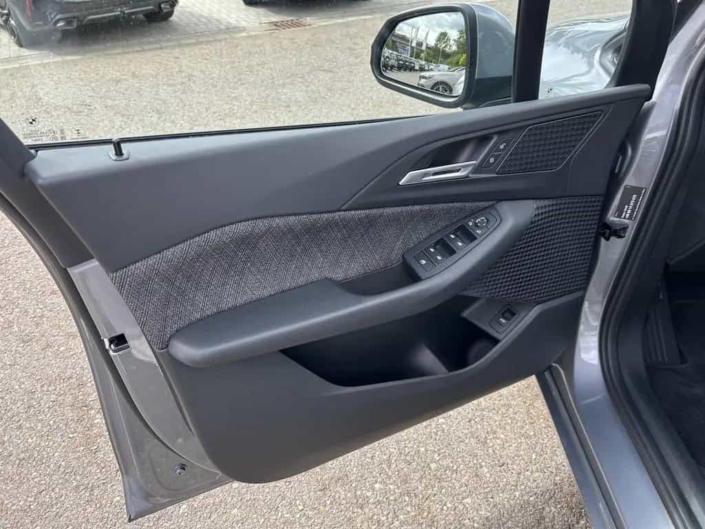 BMW 220 Active Tourer 220i Active Tourer DAB LED RFK Parkassistent 05/2023-photo-31
