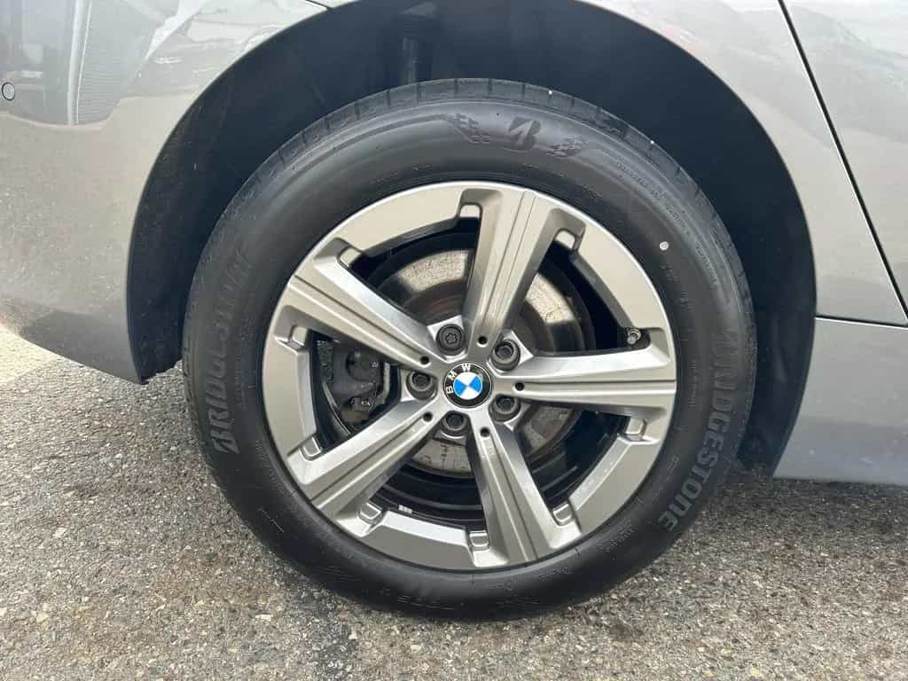 BMW 220 Active Tourer 220i Active Tourer DAB LED RFK Parkassistent 05/2023-photo-36