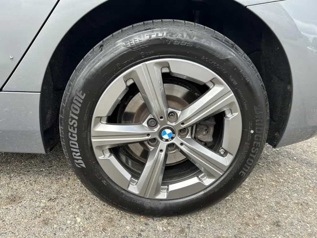 BMW 220 Active Tourer 220i Active Tourer DAB LED RFK Parkassistent 05/2023-photo-38