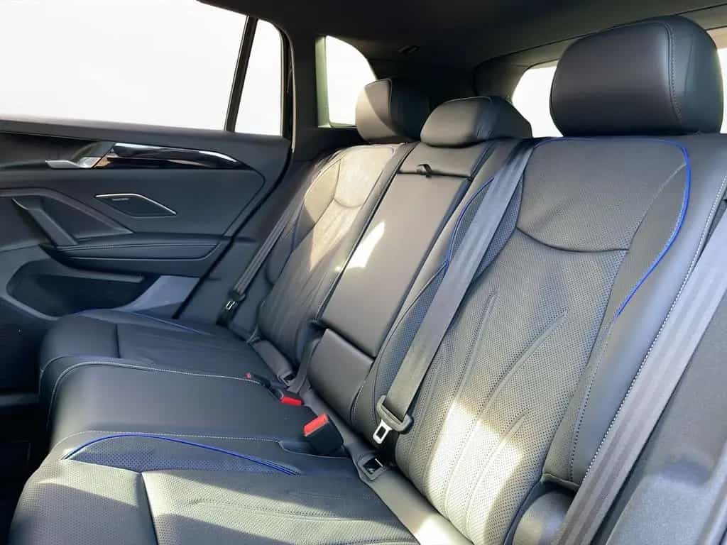 Volkswagen Tiguan R-Line 2,0 TSI 4MOTION (265 PS) DSG | IQ. null-photo-10