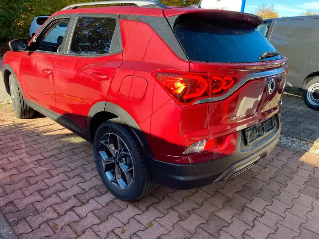 Ssangyong Korando 1.5P 6AT Quartz *SHZ*Navi*ACC* 09/2023-photo-2