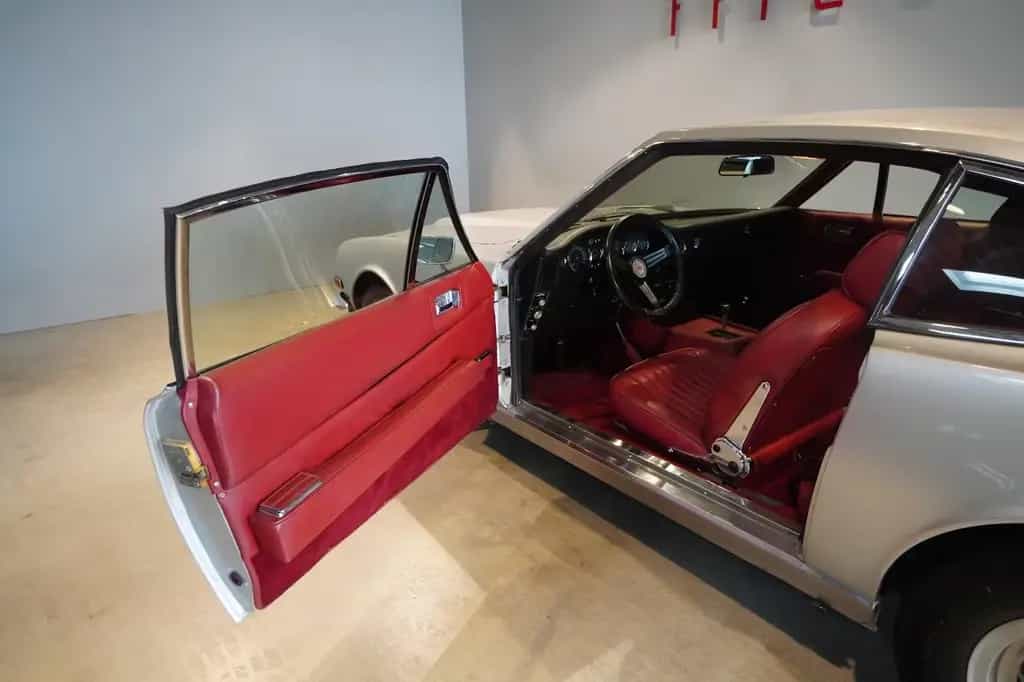 Aston Martin DBS V8 5.3 L Auto - Lefthand drive *Zustand 2* 01/1971-photo-13