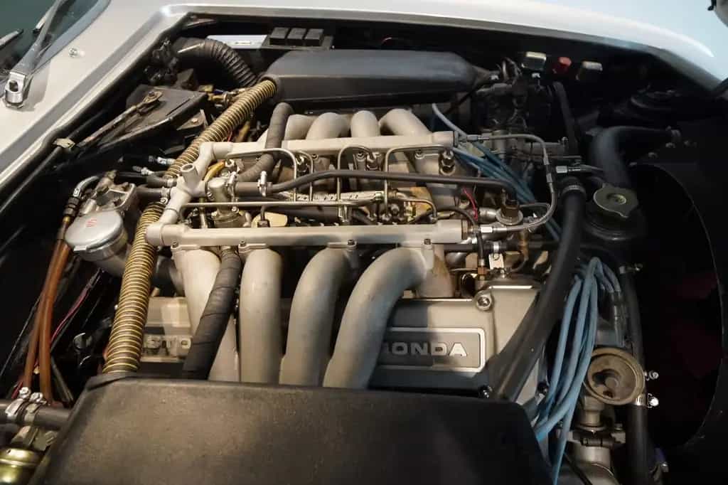 Aston Martin DBS V8 5.3 L Auto - Lefthand drive *Zustand 2* 01/1971-photo-17