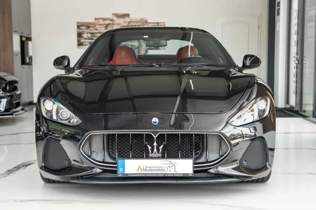 Maserati Granturismo 4.7 V8 Sport Automatik BOSE PDC NAVI 06/2018-photo-1
