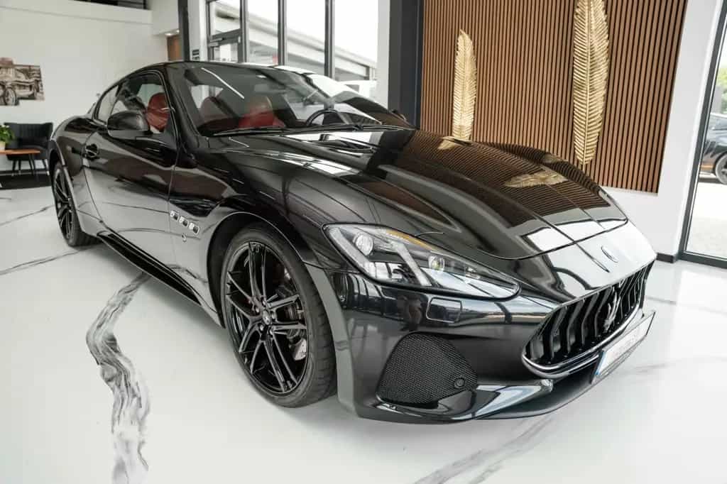 Maserati Granturismo 4.7 V8 Sport Automatik BOSE PDC NAVI 06/2018-photo-2