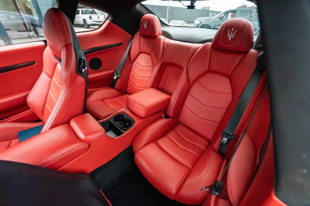 Maserati Granturismo 4.7 V8 Sport Automatik BOSE PDC NAVI 06/2018-photo-27