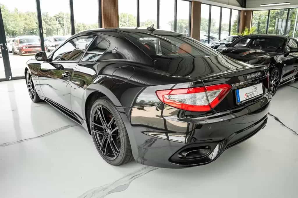 Maserati Granturismo 4.7 V8 Sport Automatik BOSE PDC NAVI 06/2018-photo-3