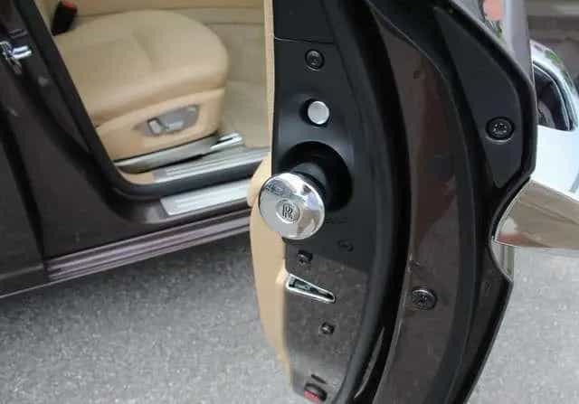 Rolls-Royce Ghost 6.6 V12 tetto panoramico 10/2011-photo-14