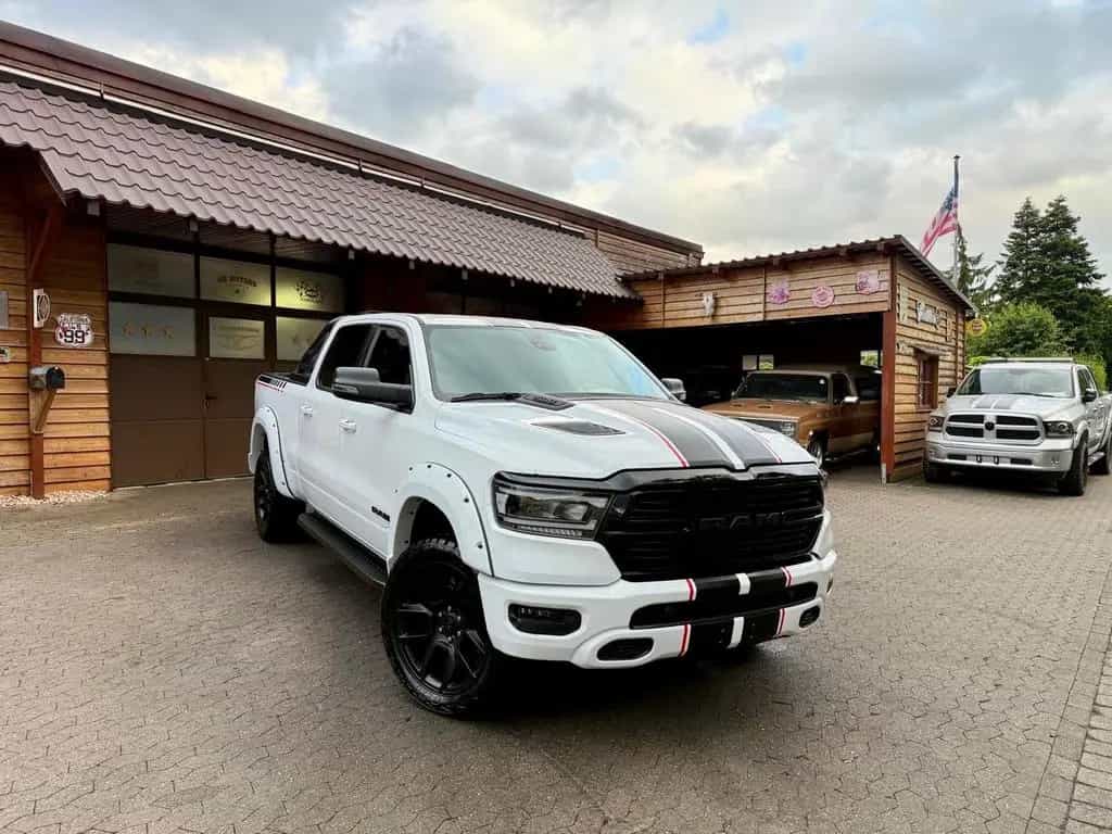 Dodge RAM 5,7L*4X4*AHK*OFF-ROAD*BÜGEL*LONG BED*GARANTIE* 10/2023-photo-11