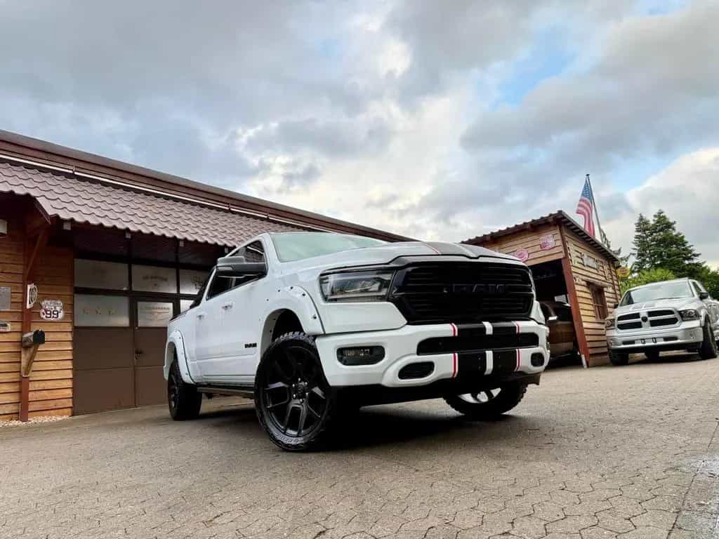Dodge RAM 5,7L*4X4*AHK*OFF-ROAD*BÜGEL*LONG BED*GARANTIE* 10/2023-photo-14