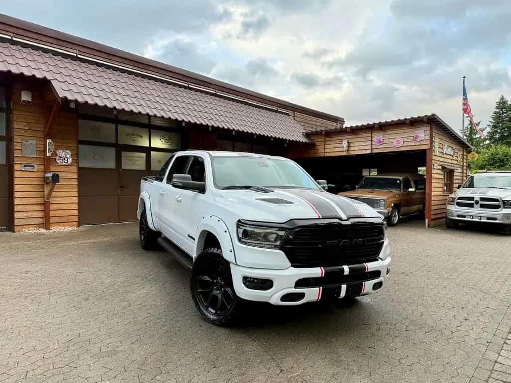 Dodge RAM 5,7L*4X4*AHK*OFF-ROAD*BÜGEL*LONG BED*GARANTIE* 10/2023-photo-17