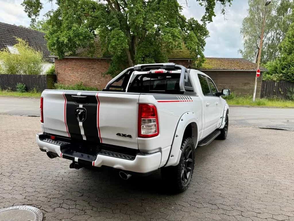 Dodge RAM 5,7L*4X4*AHK*OFF-ROAD*BÜGEL*LONG BED*GARANTIE* 10/2023-photo-24