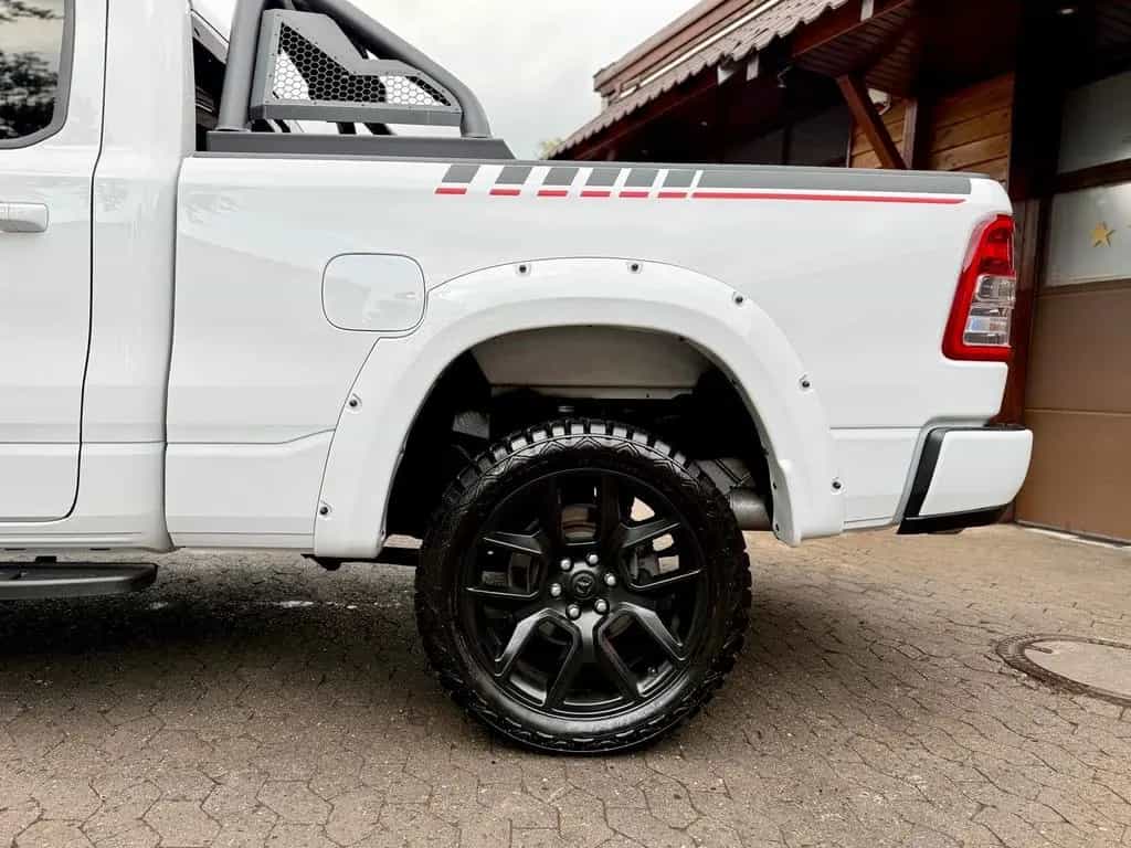 Dodge RAM 5,7L*4X4*AHK*OFF-ROAD*BÜGEL*LONG BED*GARANTIE* 10/2023-photo-32