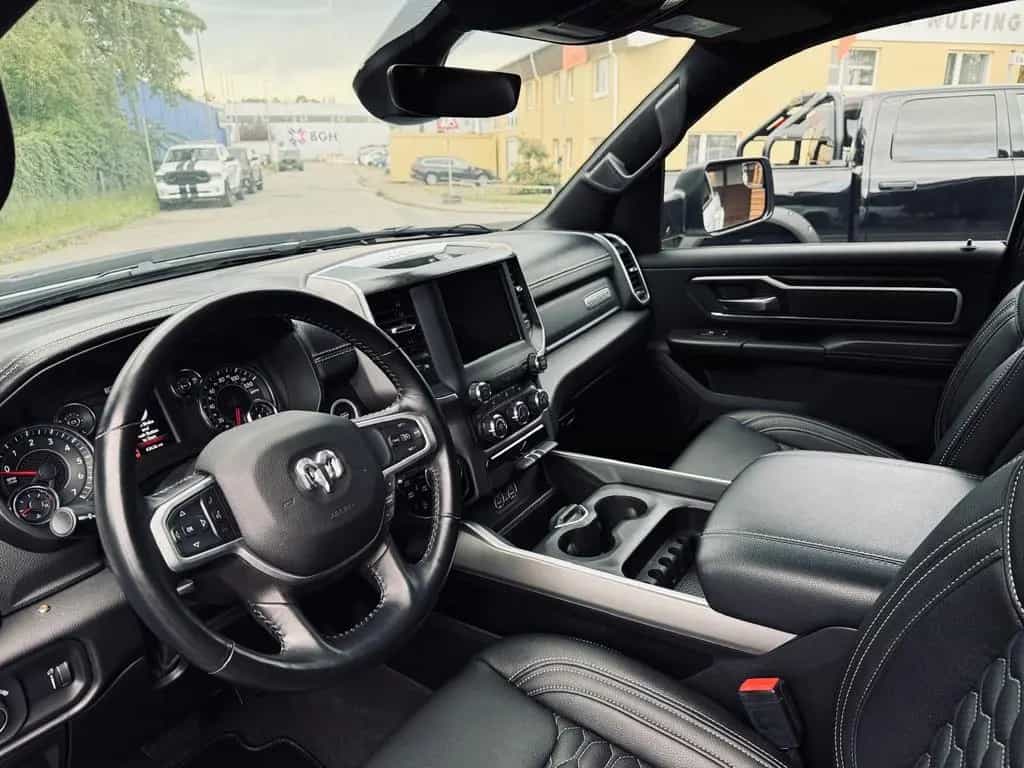 Dodge RAM 5,7L*4X4*AHK*OFF-ROAD*BÜGEL*LONG BED*GARANTIE* 10/2023-photo-34