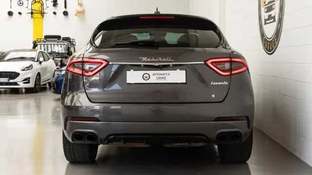 Maserati Levante MASERATI Levante V6 430 CV S AWD Gransport SERVI 12/2017-photo-3