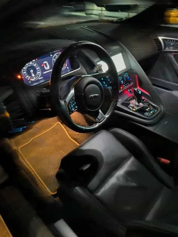 Jaguar F-Type 5.0 V8 450 CV aut Coupé First Edit 10/2020-photo-10