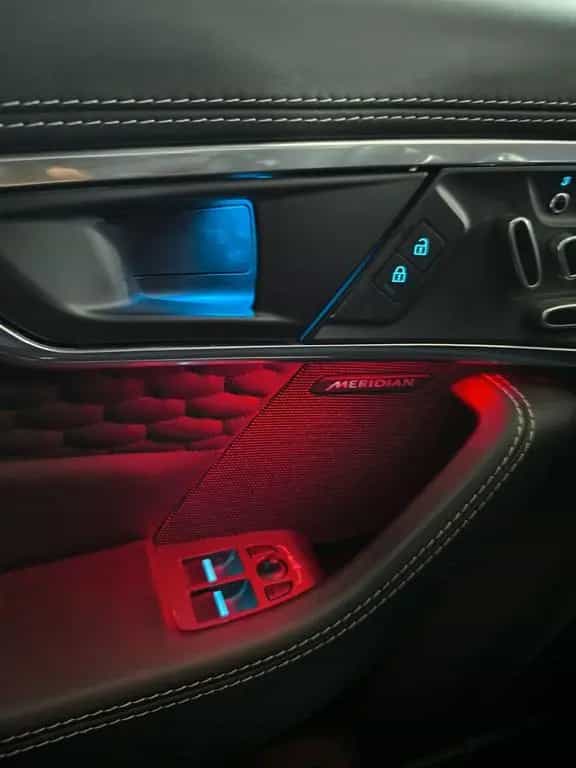 Jaguar F-Type 5.0 V8 450 CV aut Coupé First Edit 10/2020-photo-11