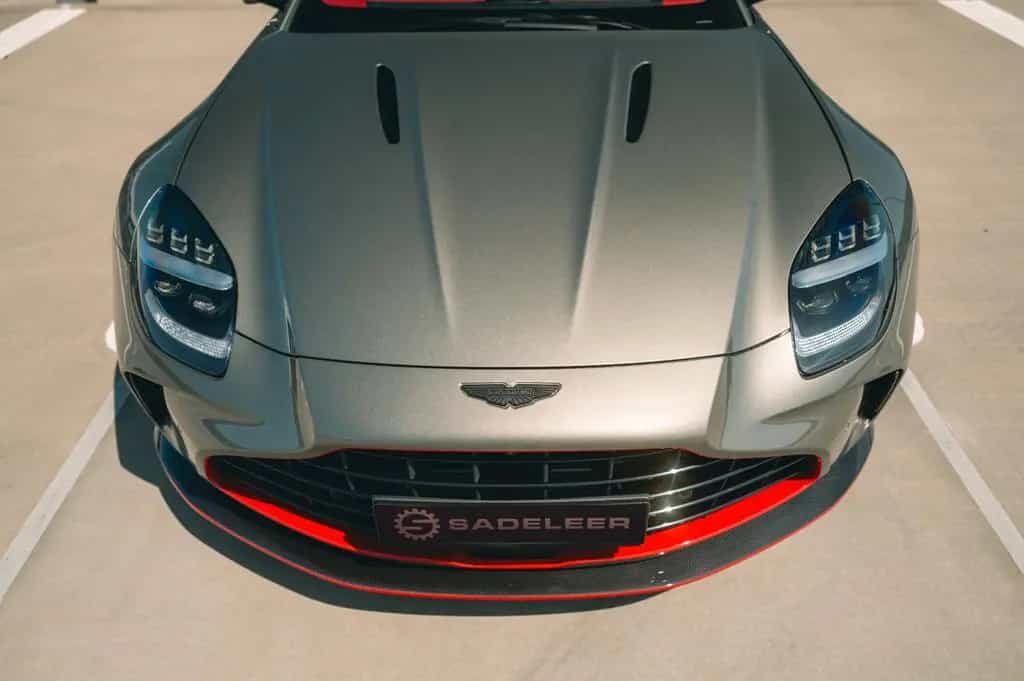 Aston Martin V8 Vantage Ceramic, Carbon, Q 01/2025-photo-4