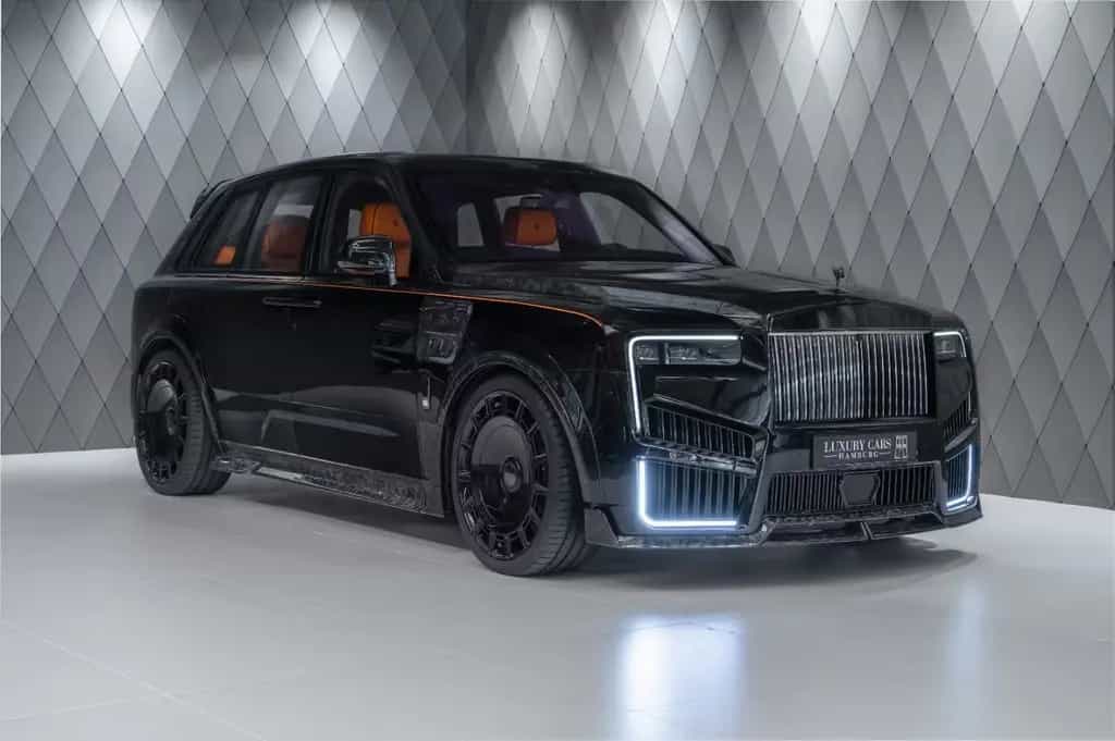 Rolls-Royce Cullinan BLACK BADGE 2026 MANSORY BLACK/ORANGE 02/2026-photo-0