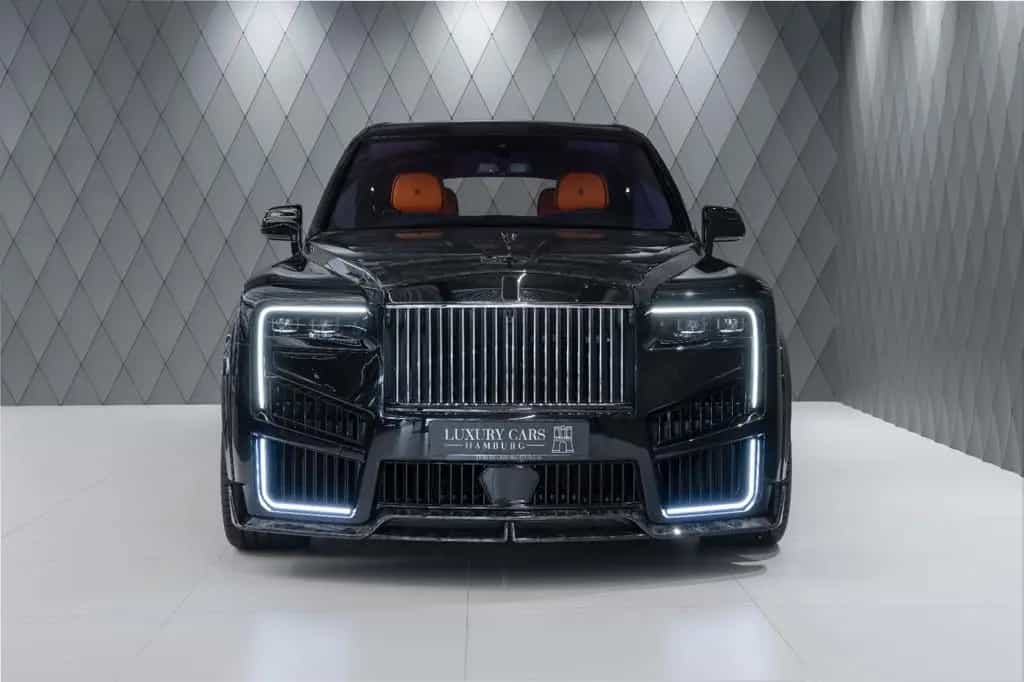 Rolls-Royce Cullinan BLACK BADGE 2026 MANSORY BLACK/ORANGE 02/2026-photo-1