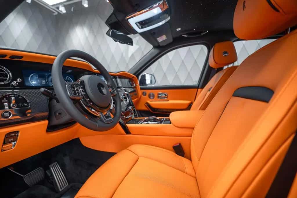 Rolls-Royce Cullinan BLACK BADGE 2026 MANSORY BLACK/ORANGE 02/2026-photo-12