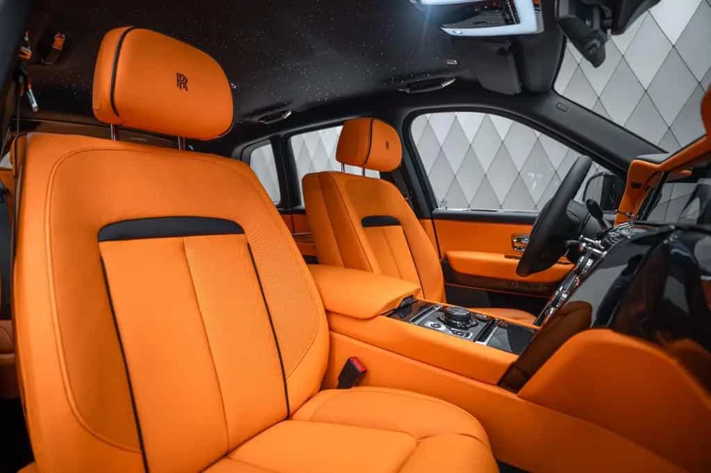 Rolls-Royce Cullinan BLACK BADGE 2026 MANSORY BLACK/ORANGE 02/2026-photo-14