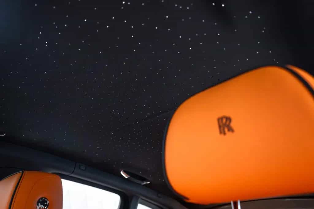 Rolls-Royce Cullinan BLACK BADGE 2026 MANSORY BLACK/ORANGE 02/2026-photo-21