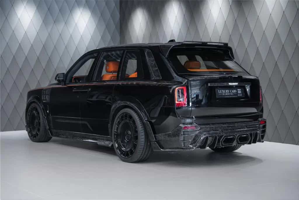 Rolls-Royce Cullinan BLACK BADGE 2026 MANSORY BLACK/ORANGE 02/2026-photo-4