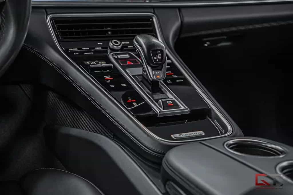 Porsche Panamera GTS ST SportDesign Pano 21" Inno 18-way 05/2019-photo-14