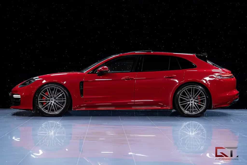 Porsche Panamera GTS ST SportDesign Pano 21" Inno 18-way 05/2019-photo-1