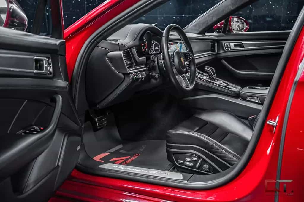 Porsche Panamera GTS ST SportDesign Pano 21" Inno 18-way 05/2019-photo-5
